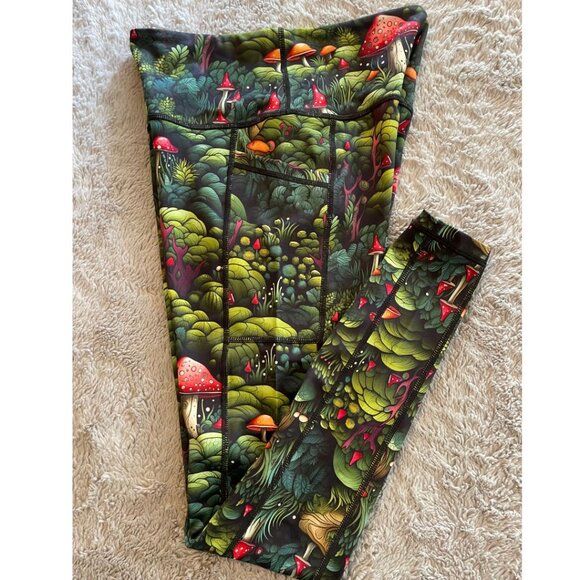 CVG - "Enchanted Forest" Leggings (XS) NWOT - Picture 1 of 6